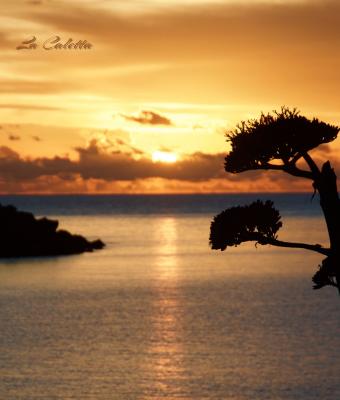 il-tramonto-della-caletta