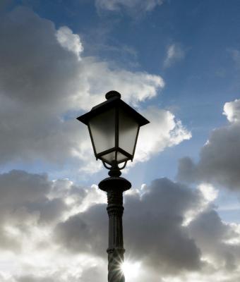 the-street-lamp