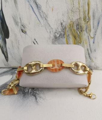 bracciale-in-bronzo-giallo-con