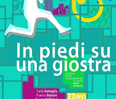 in-piedi-su-una-giostra