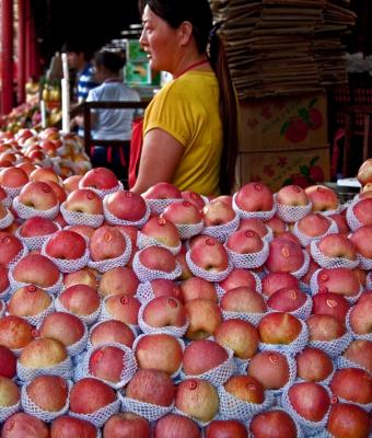 cina-mercato-della-frutta