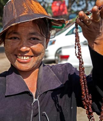 mercato-in-myanmar