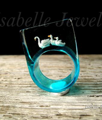 anello-artigianale-in-resina-e