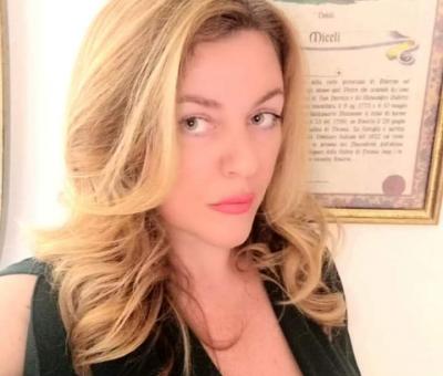 biografia-della-scrittrice-contemporanea-melinda-miceli