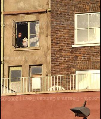 londra-finestra-a-camden-tow