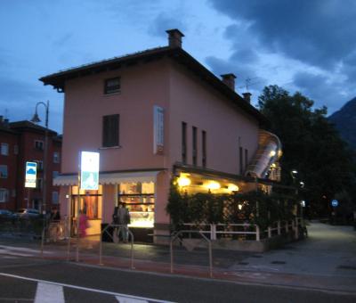 salvatore-capossela-alla-gelateria-al-ponte