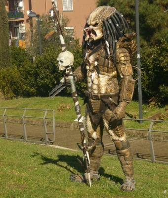 costume-predator