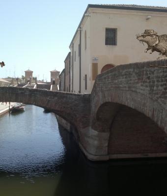 ponte-degli-sbirri-comacchio