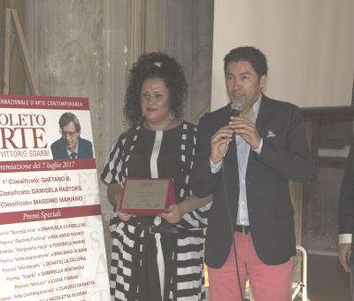 dalla-pro-biennale-a-spoleto-arte-il-successo-di-damisela-pastors-talentuosa-artista-cubana