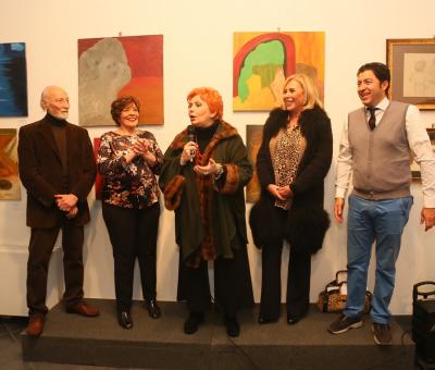 milano-art-gallery-bagno-di-folla-per-il-vernissage-di-renata-bertolini-che-inaugura-coi-vip